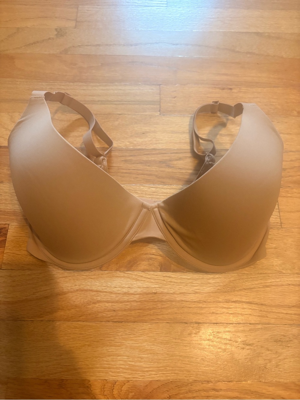 SKIMS Smooth Nude T-Shirt Plunge Bra